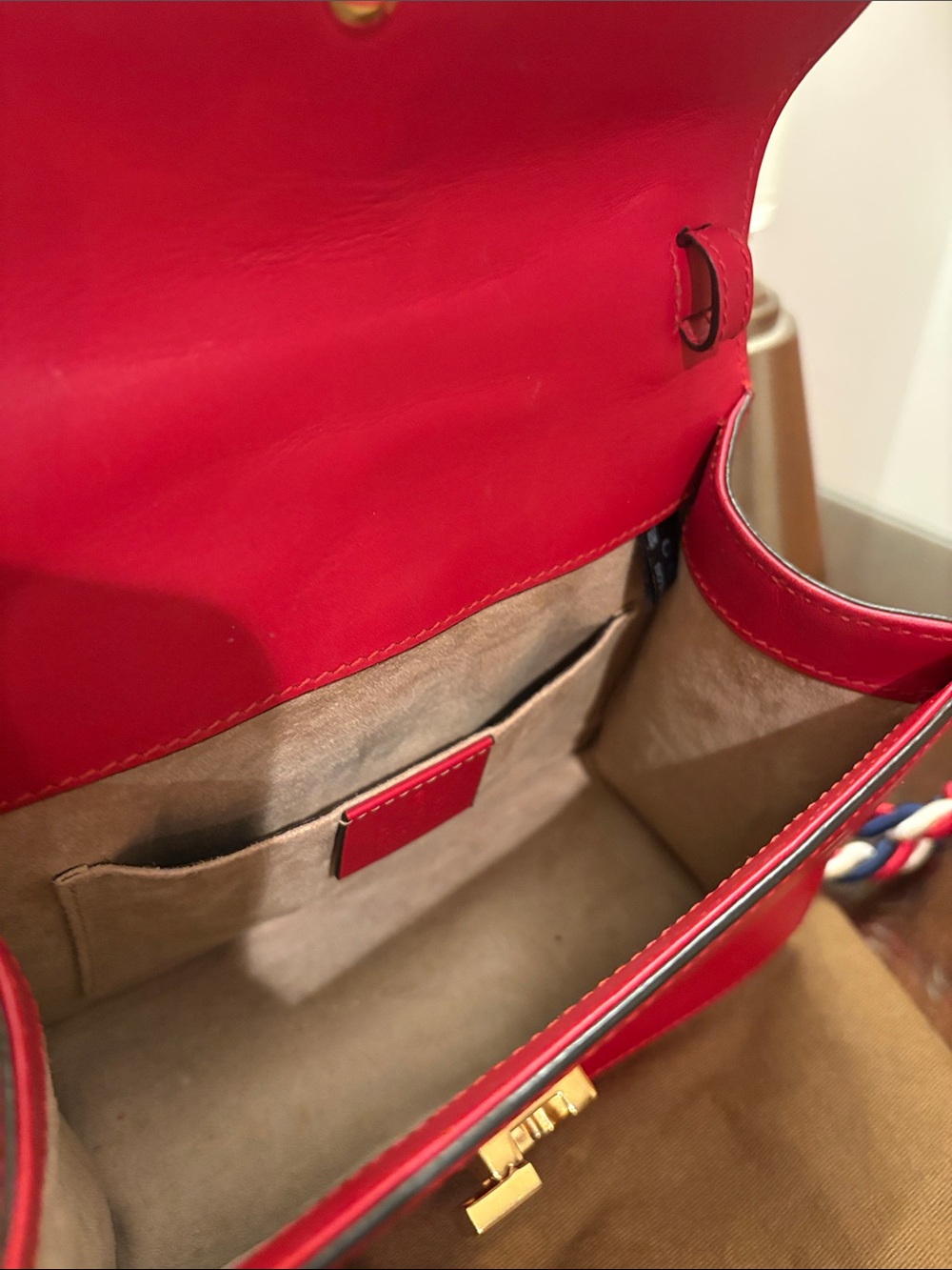GUCCI Sylvie Mini - Picture 7 of 13
